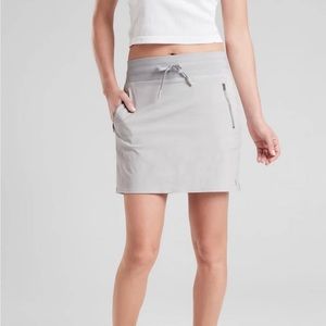 ATHLETA Trekkie North Gray Activewear Skort Women's Size 6